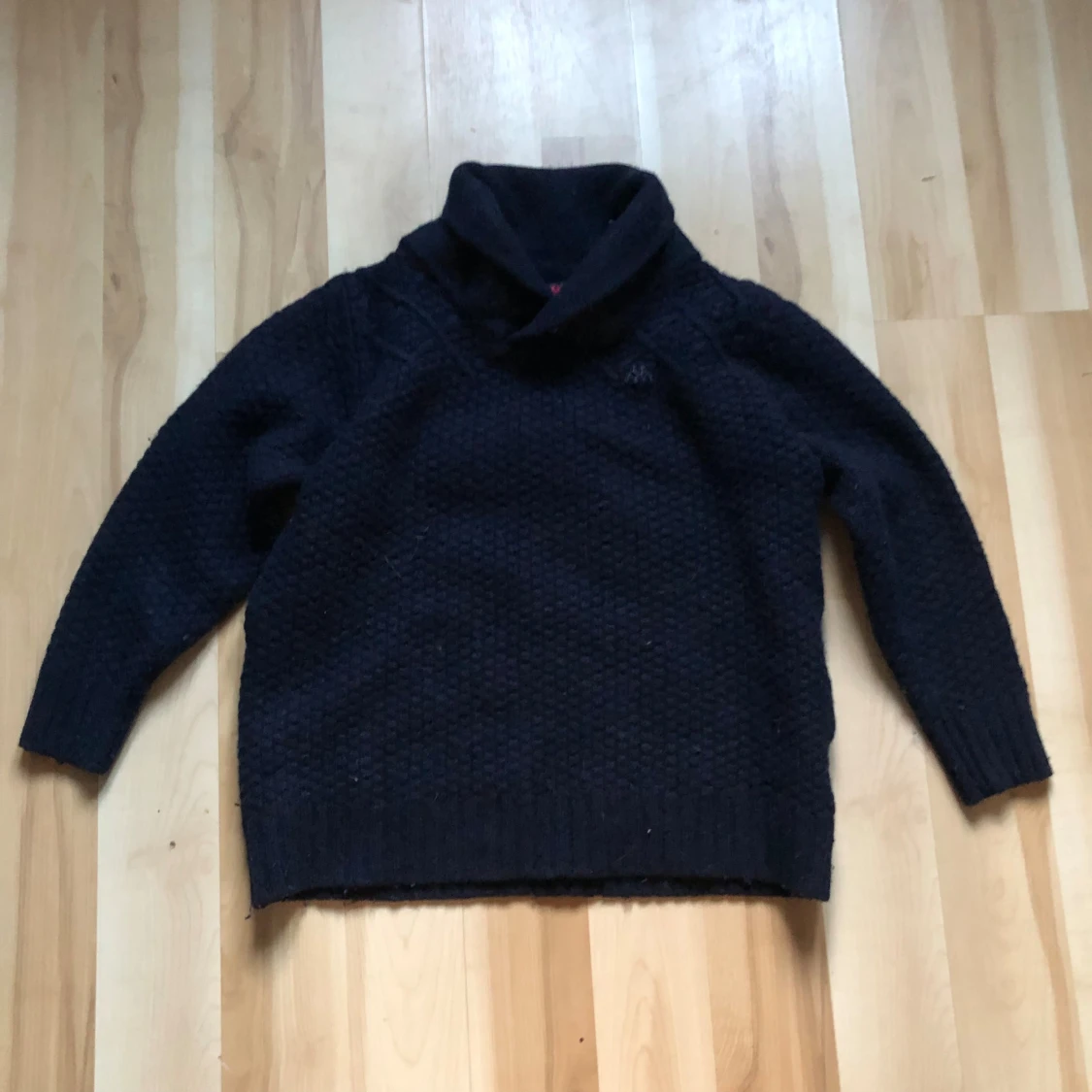 Mörkblå polotröja från Kappa - 1