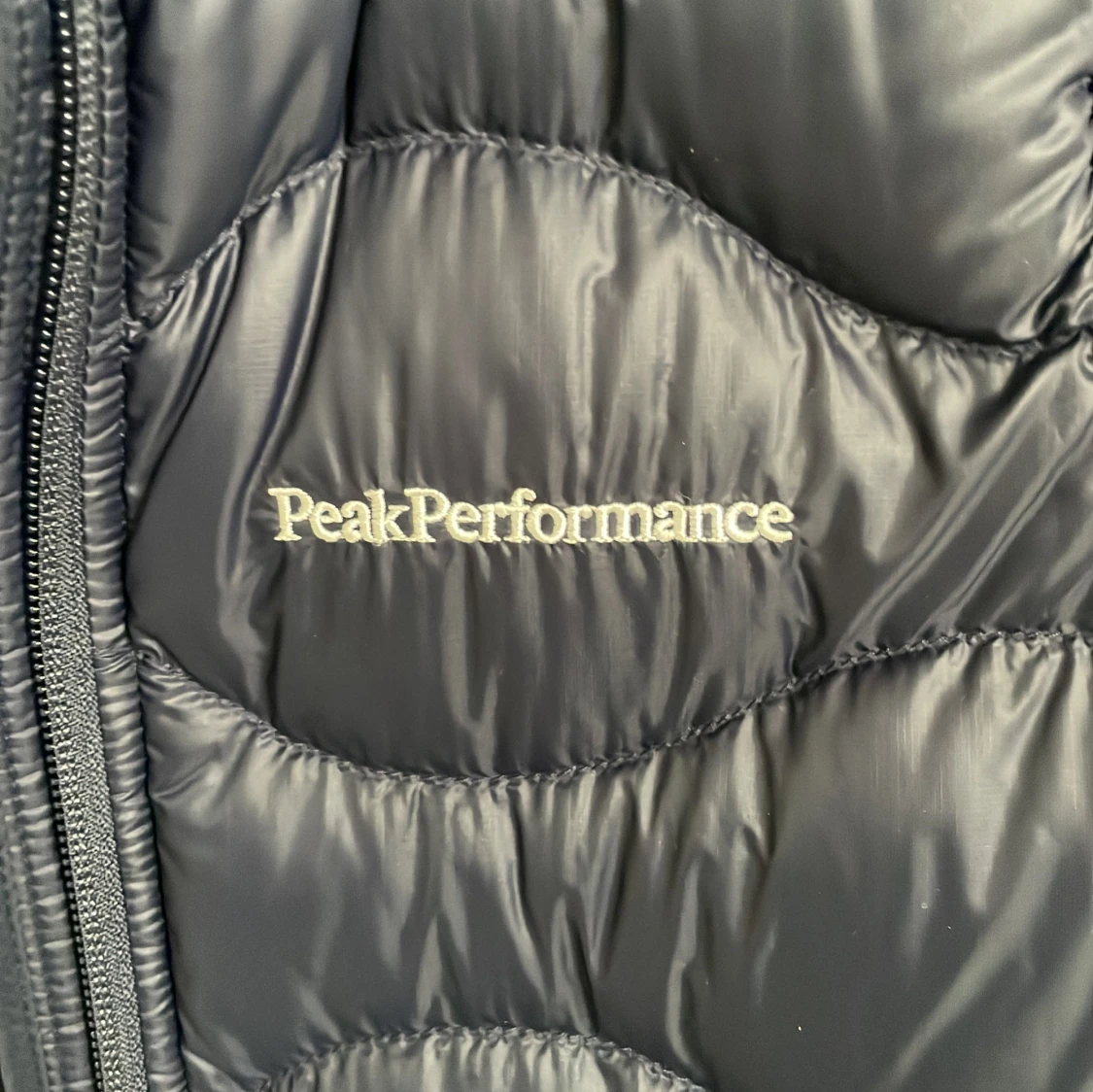 Mörkblå dunväst Peak Performance - 2