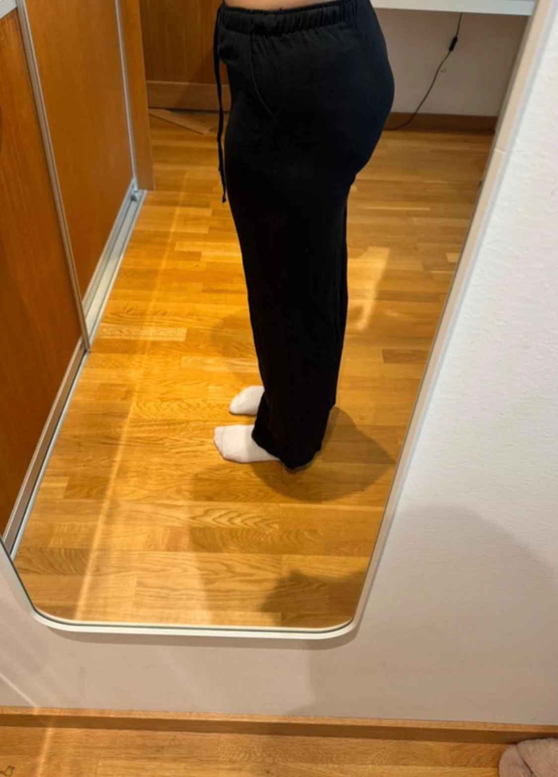 Svarta mjukisbyxor från STR, storlek S - 2