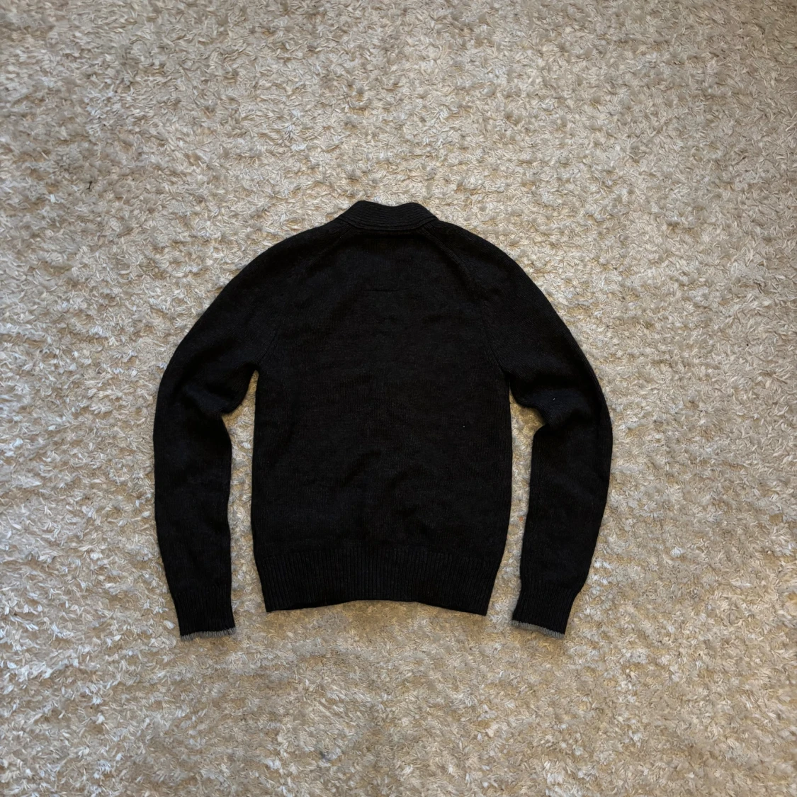 Mörkgrå stickad kofta/cardigan från hollister - 4