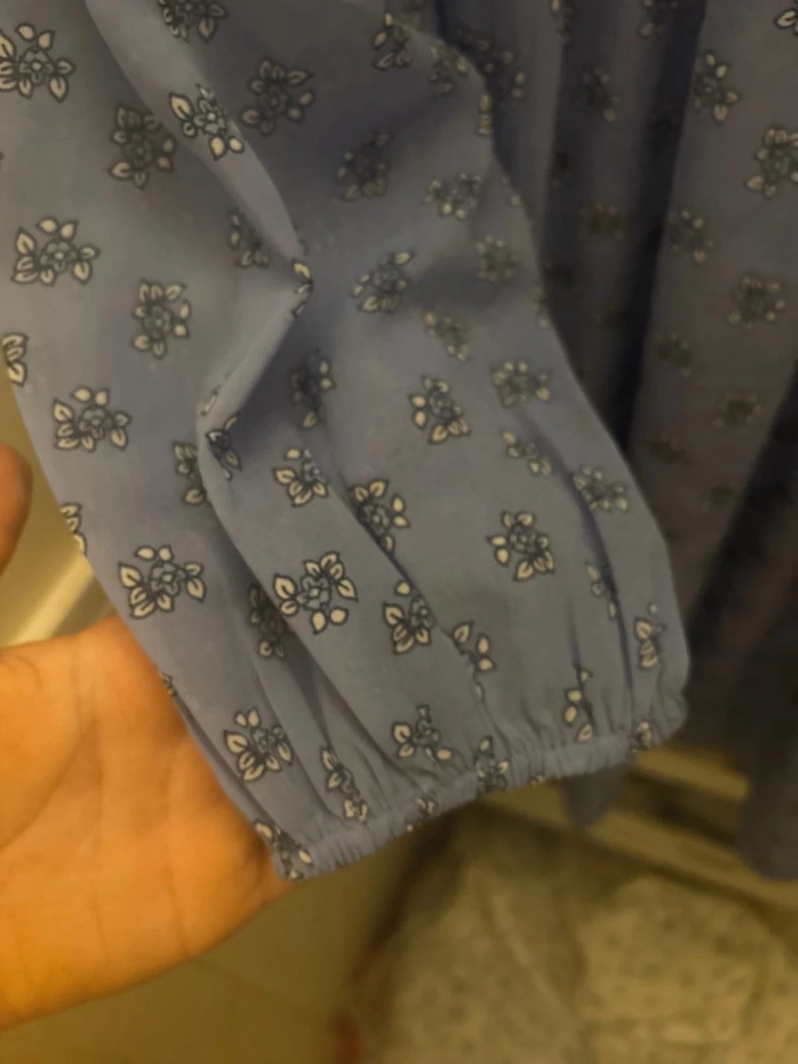 Blommig blå klänning  - 2