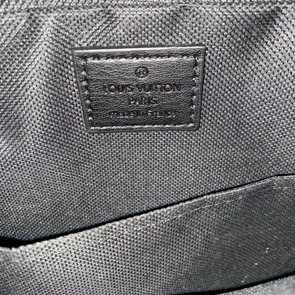 Svart axelväska  - 4