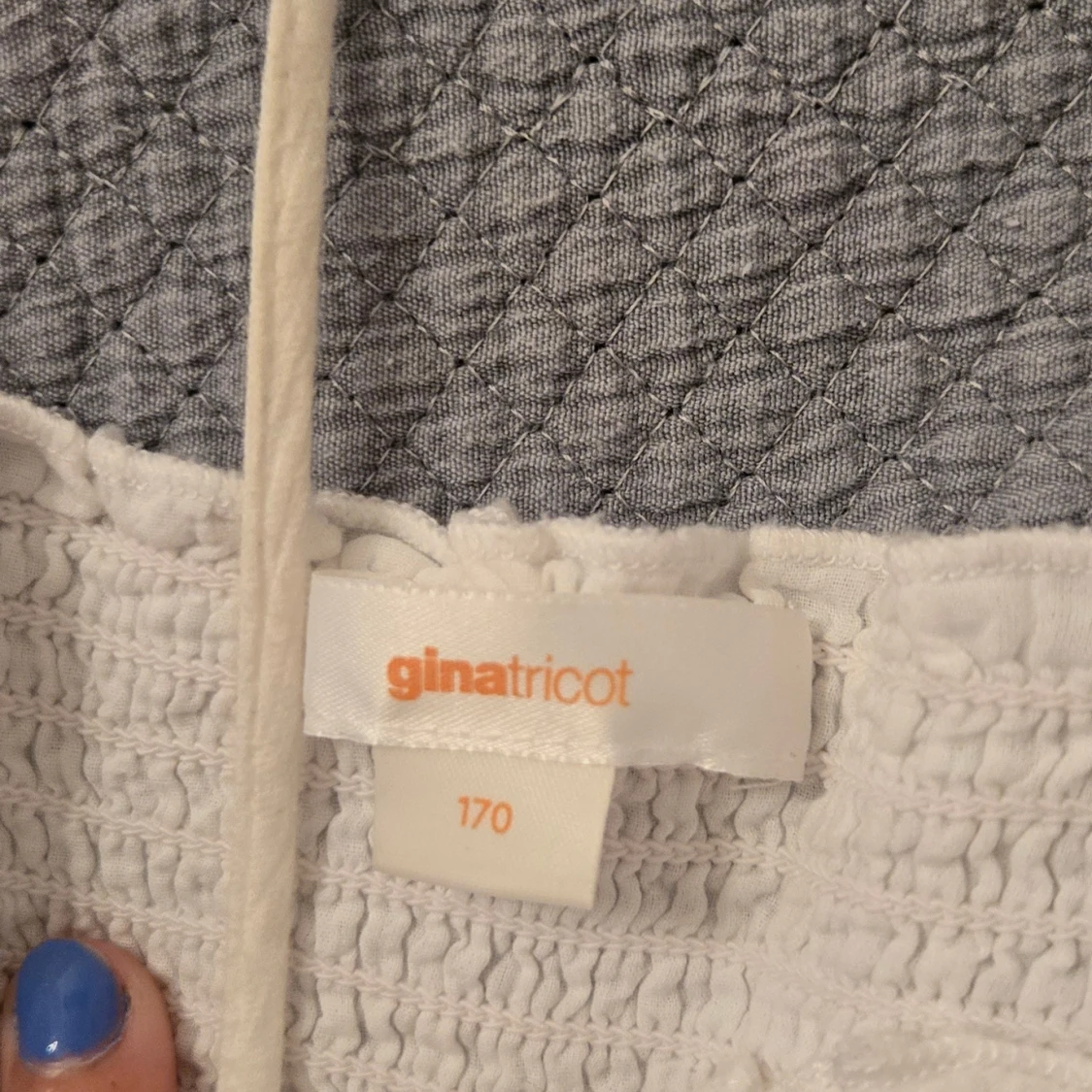 Vit volangtop från Gina Tricot - 2