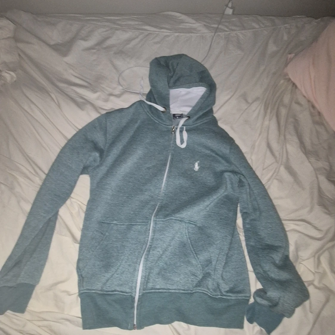 Grå hoodie från Polo Ralph Lauren storlek s