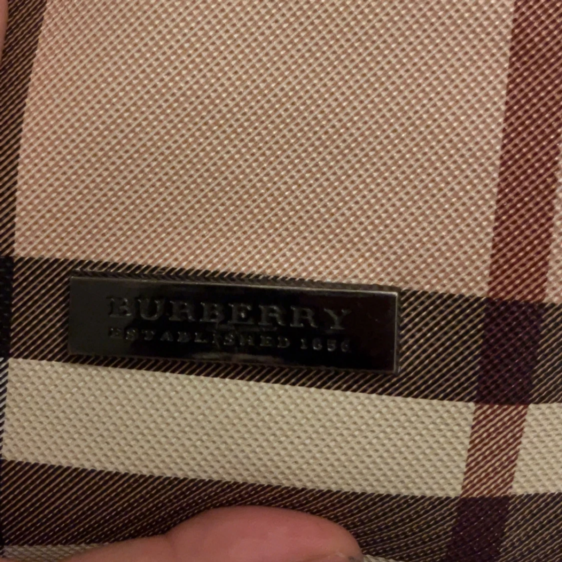 Rutig shoppingväska från Burberry - 2