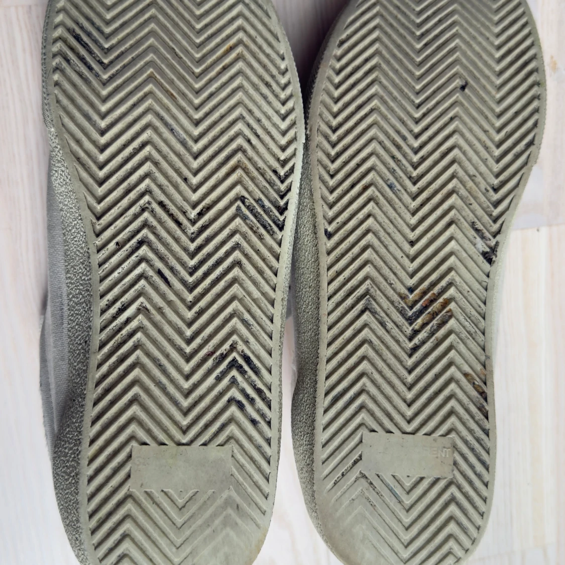 Saint Laurent Skor - 2