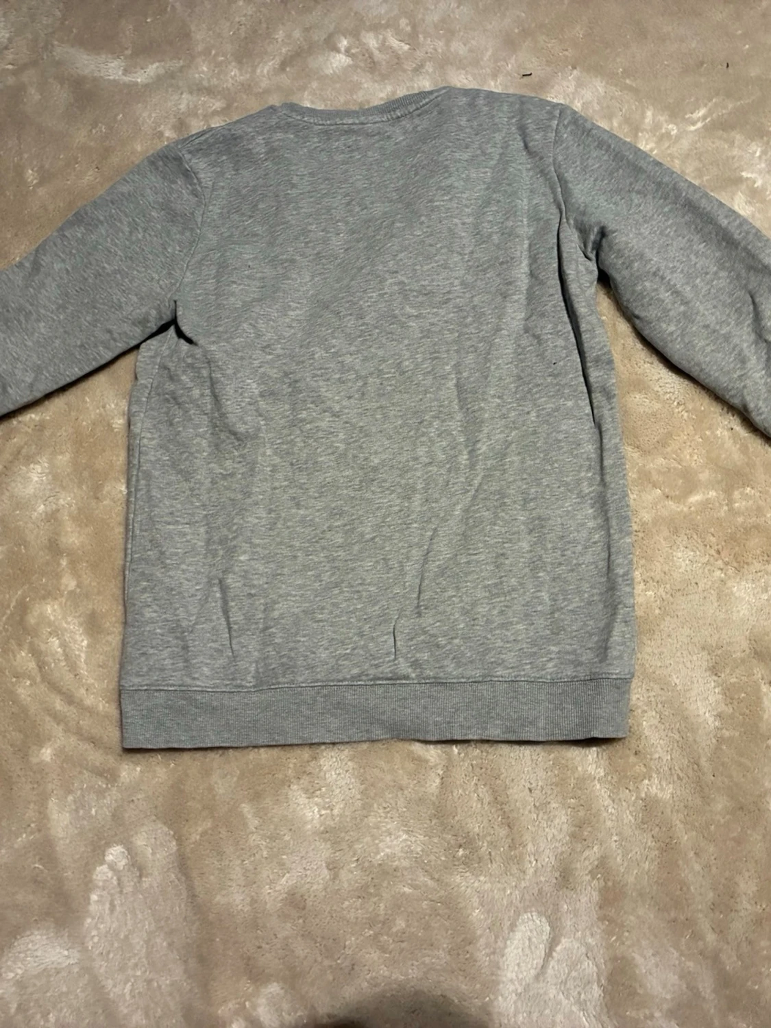 Grå sweatshirt från Name It - 1