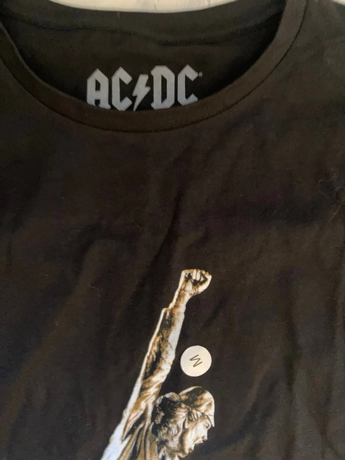 Svart AC/DC t-shirt  - 1