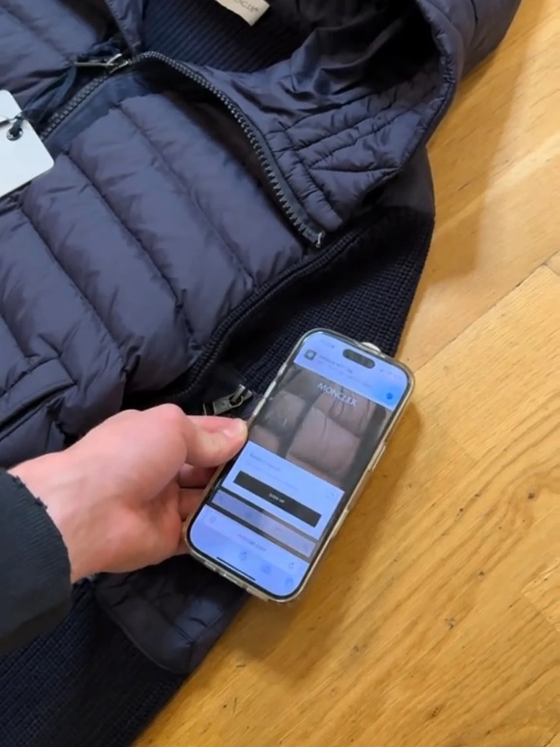 Mörkblå Moncler pufferjacka med huva - 2