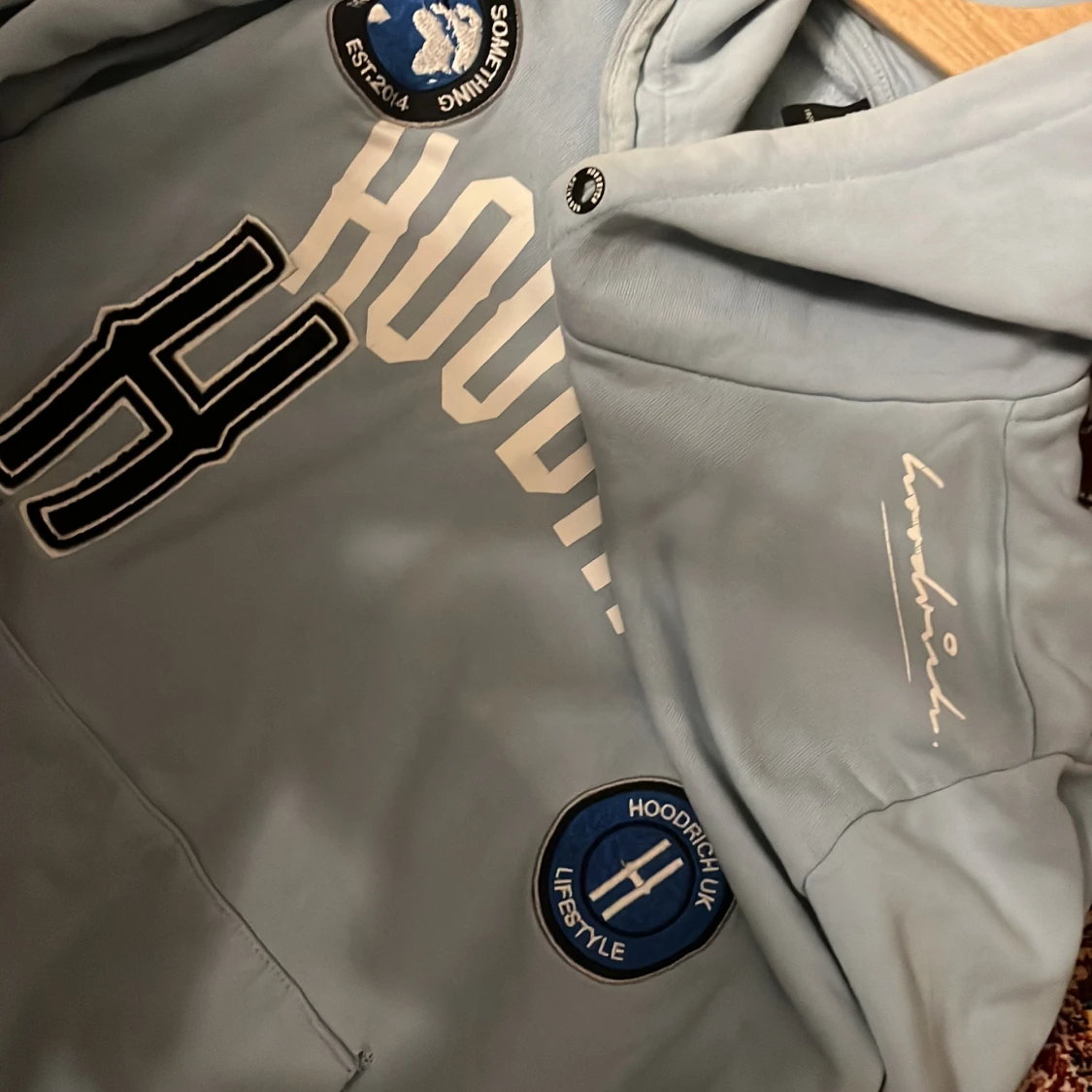 Ljusblå hoodie från Hoodrich - 4