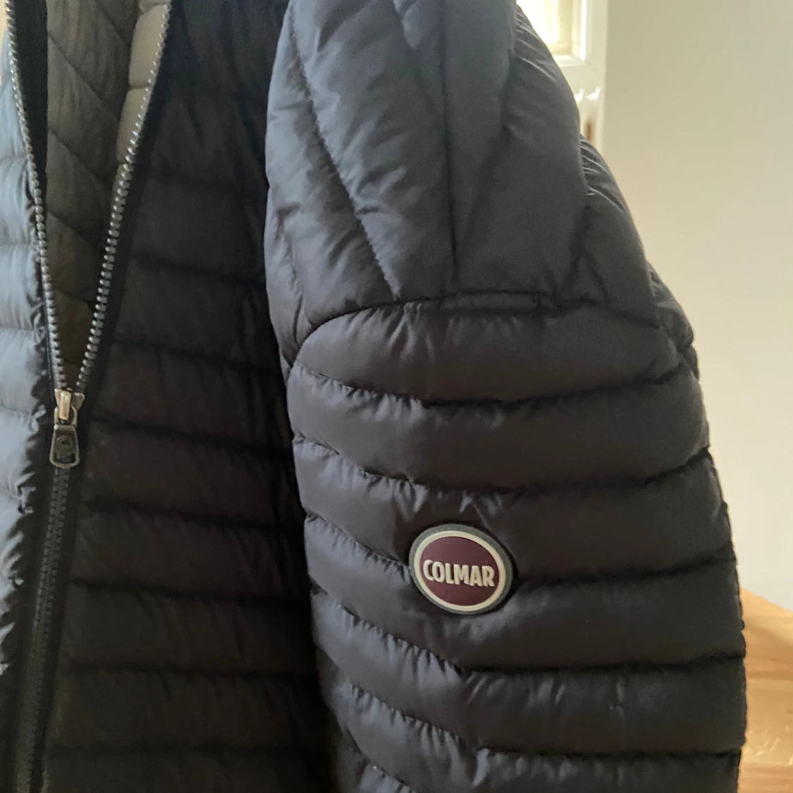 Svart pufferjacka från Colmar - 1