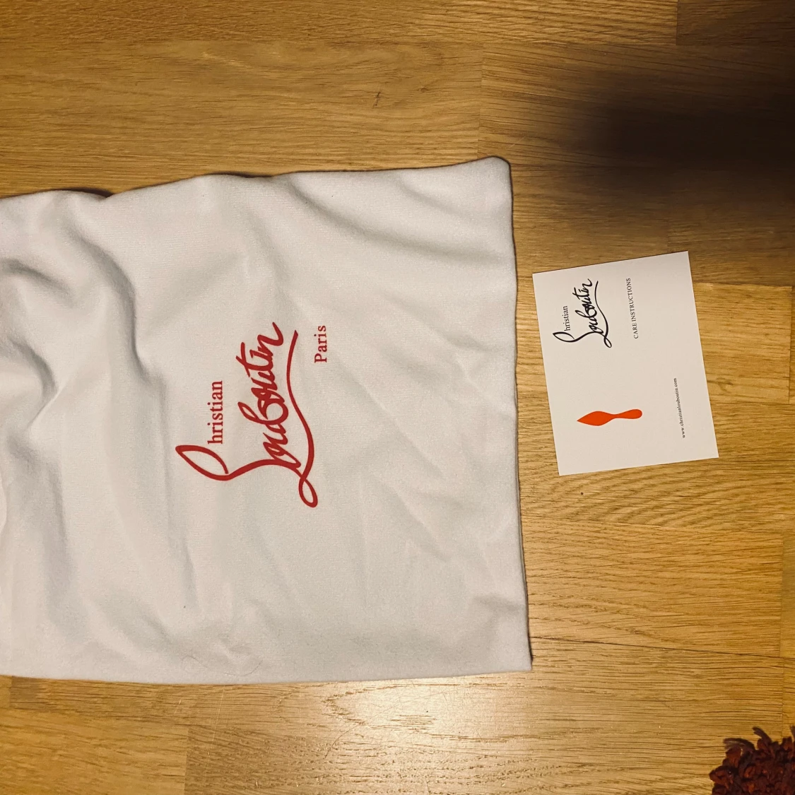 Christian Louboutin mörkblåa sneakers med kvitto - 1