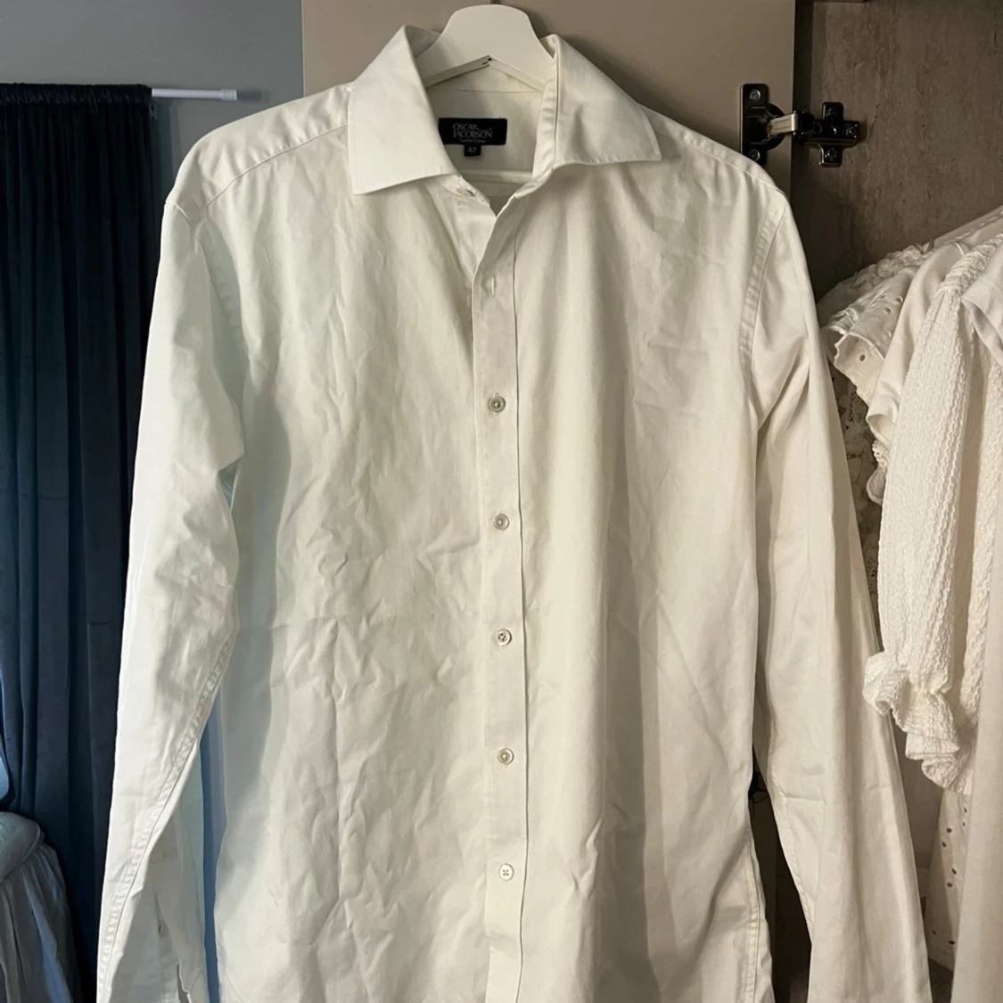 Vit skjorta från Oscar Jacobson