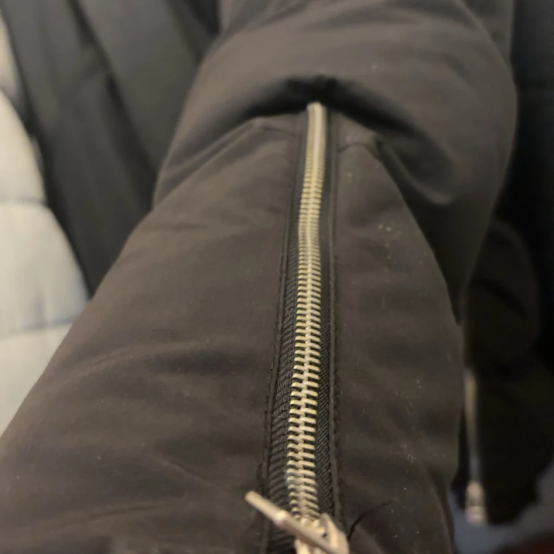 Svart dunjacka från Moose Knuckles - 3