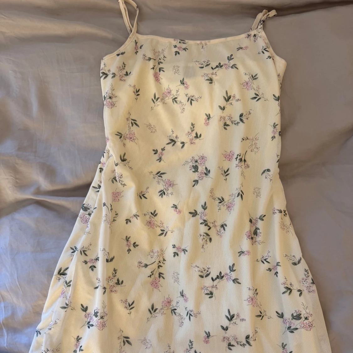 Blommig kortklänning från SHEIN