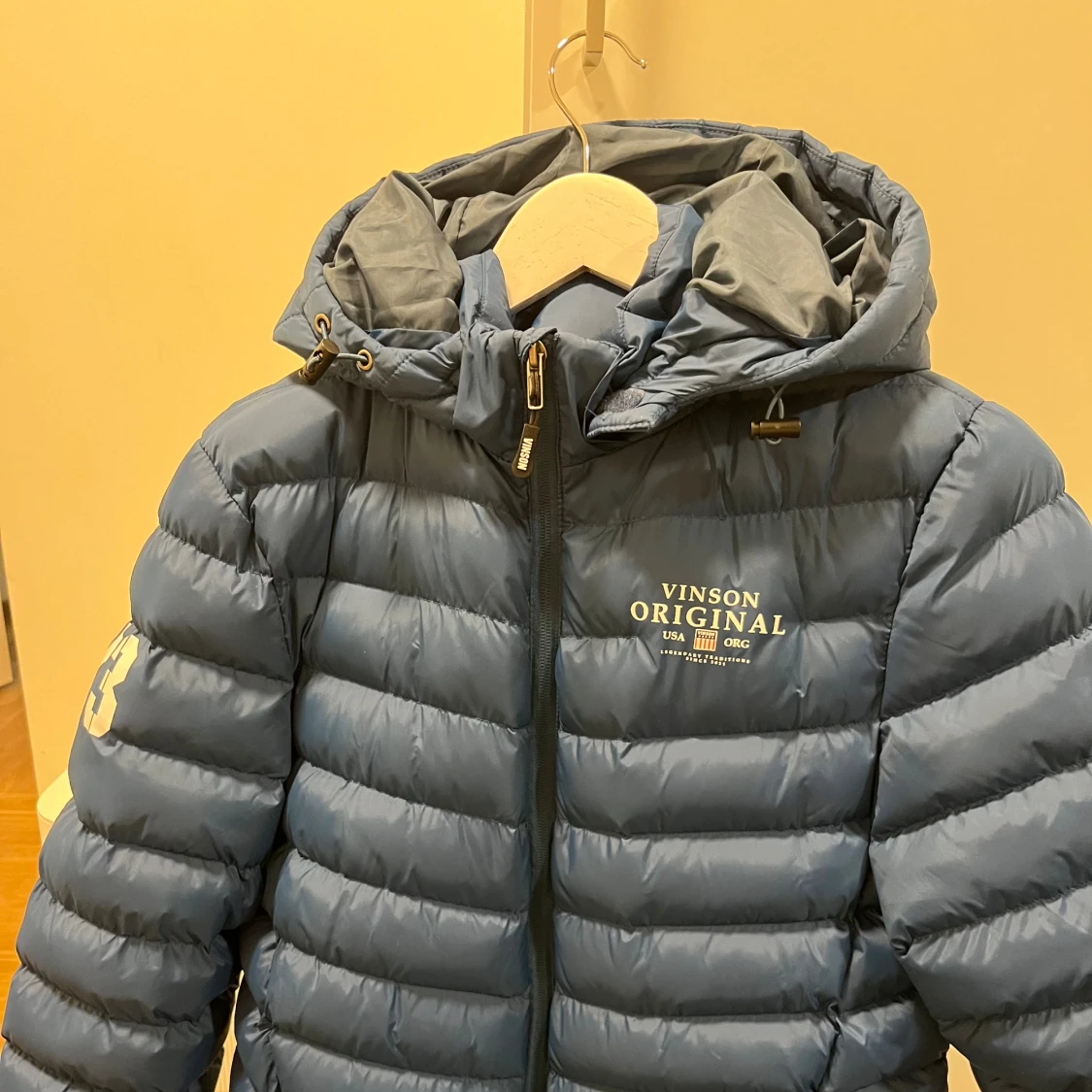 Blå pufferjacka från Vinson Original