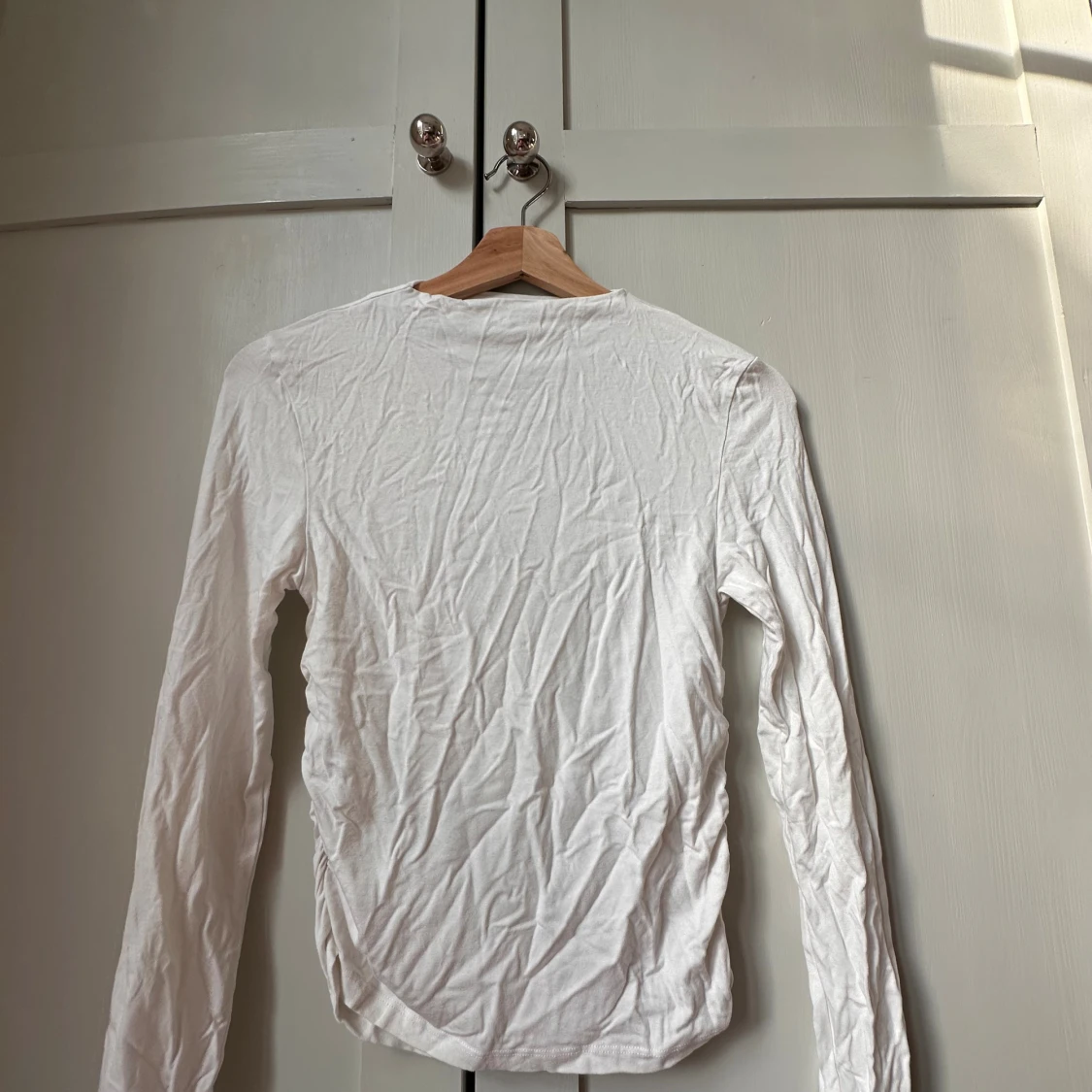 Vit långärmad topp från Stradivarius