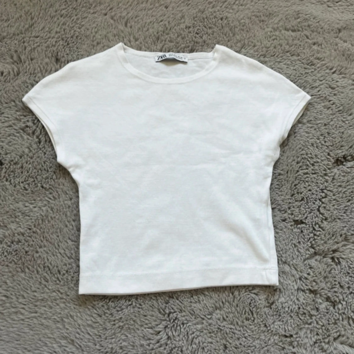 Vit croppad topp från Zara