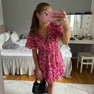 Jättesnygg Zara kläning! - Zara kläning i storlek xs/s!