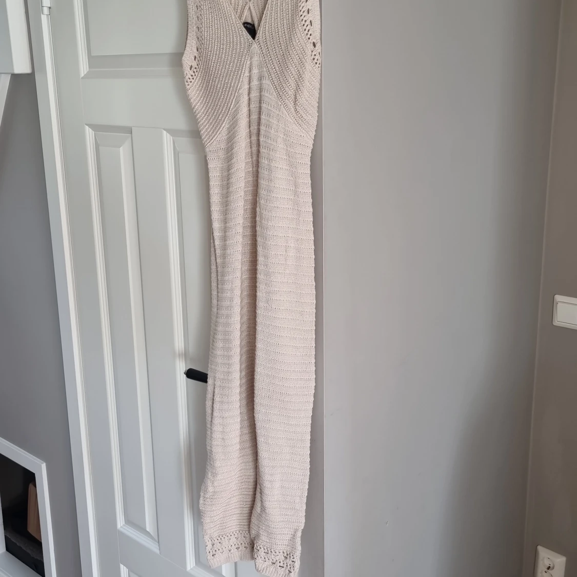 Beige stickad långklänning Lindex XS - 1