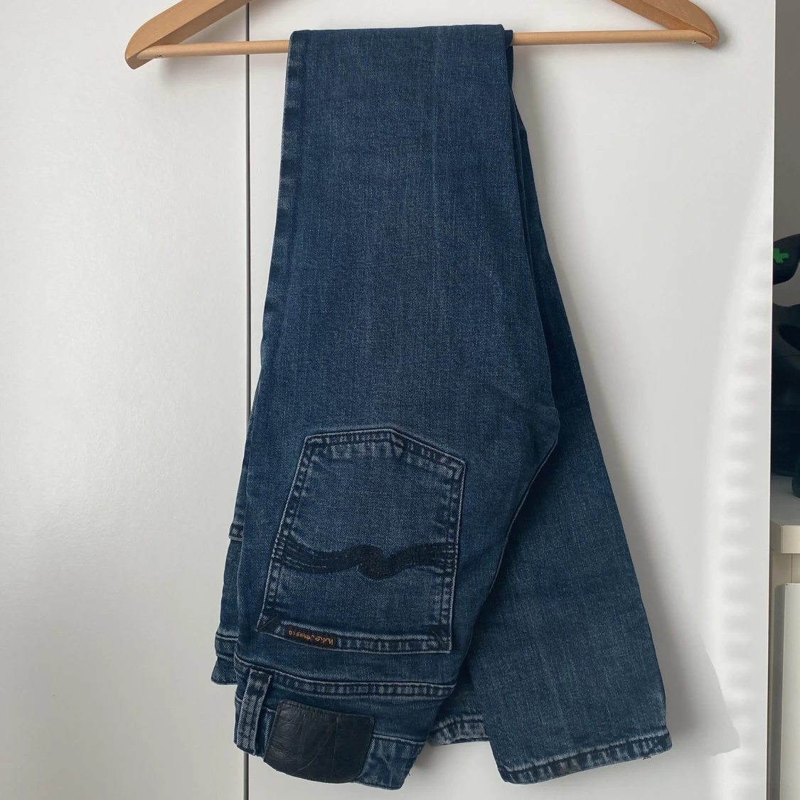 Mörkblå skinny jeans från Nudie Jeans (Tight Terry)