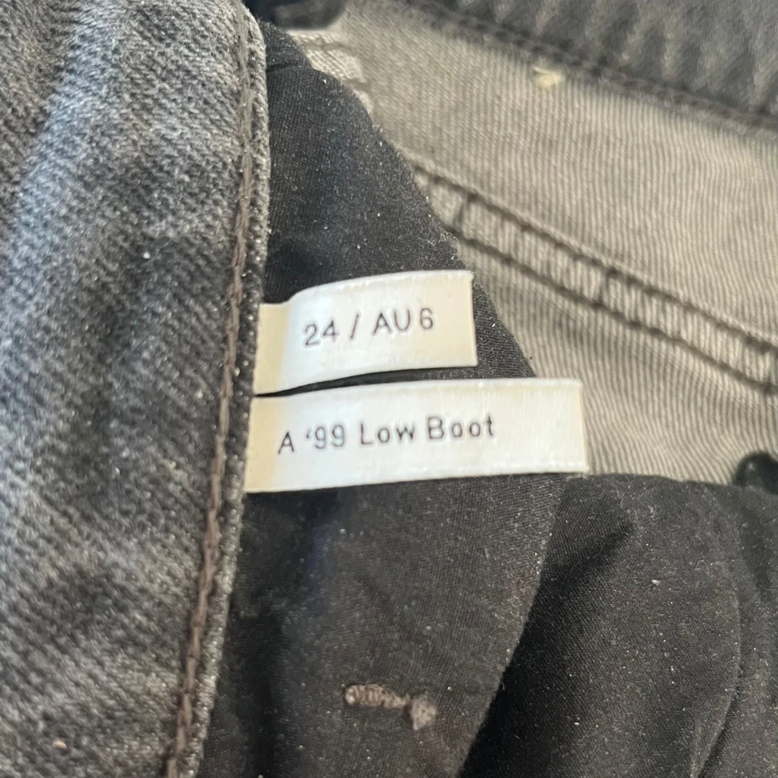 Svarta bootcut jeans - 4