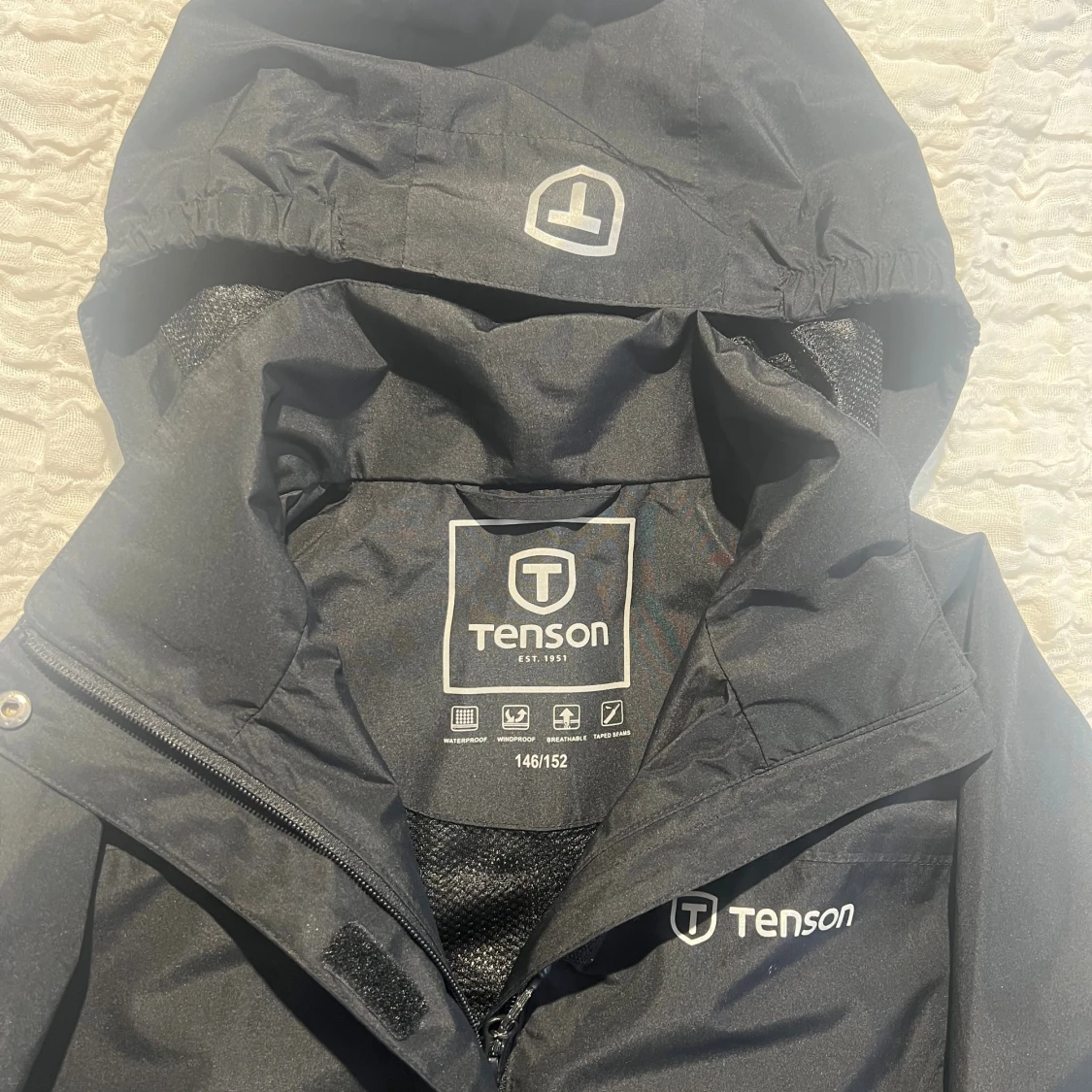 Svart vindjacka från Tenson - 1