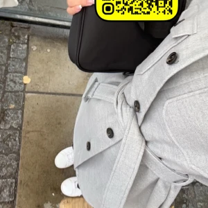 Kappa - Grå kappa från vero Moda inga fel på den men används inte längre. Jag är 157cm 