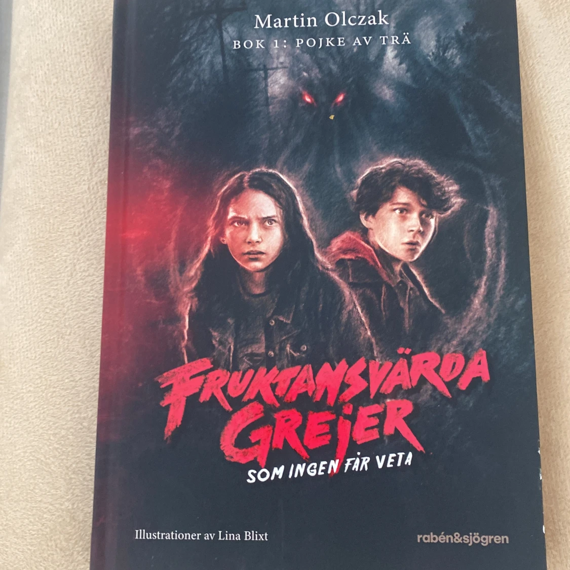 Fruktansvärda grejer: Som ingen får veta - Bok 1: Pojke av trä