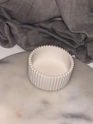 Skål  - Samma skål som vi gjuter vårat Strandahl No.1 I, men utan ljuset! 🥰 följ oss på Instagram för mer uppdatering 🥰