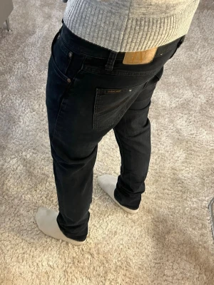 Nudie jeans Lean Dean - Nudie Jeans | skick 9/10 | Storlek 30/32 | Pris - 499kr | Modellen är ca 179cm lång | Hör av dig vid minsta fråga eller fundering!!
