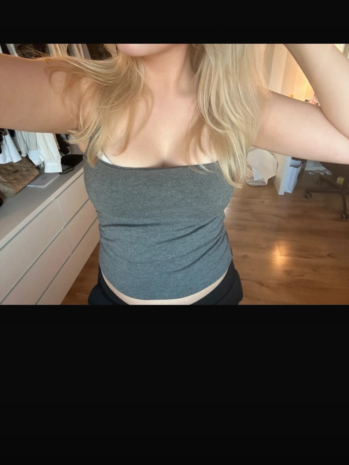 Mörkgrå linnetopp från New Yorker