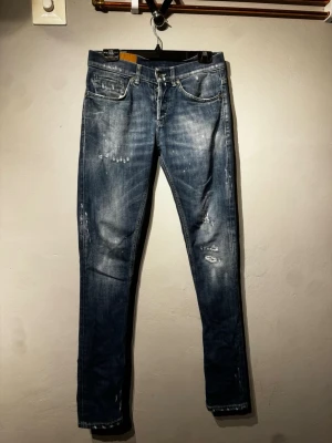 Dondup jeans - Dondup jeans i storlek 30. Riktigt go tvätt och fint skick