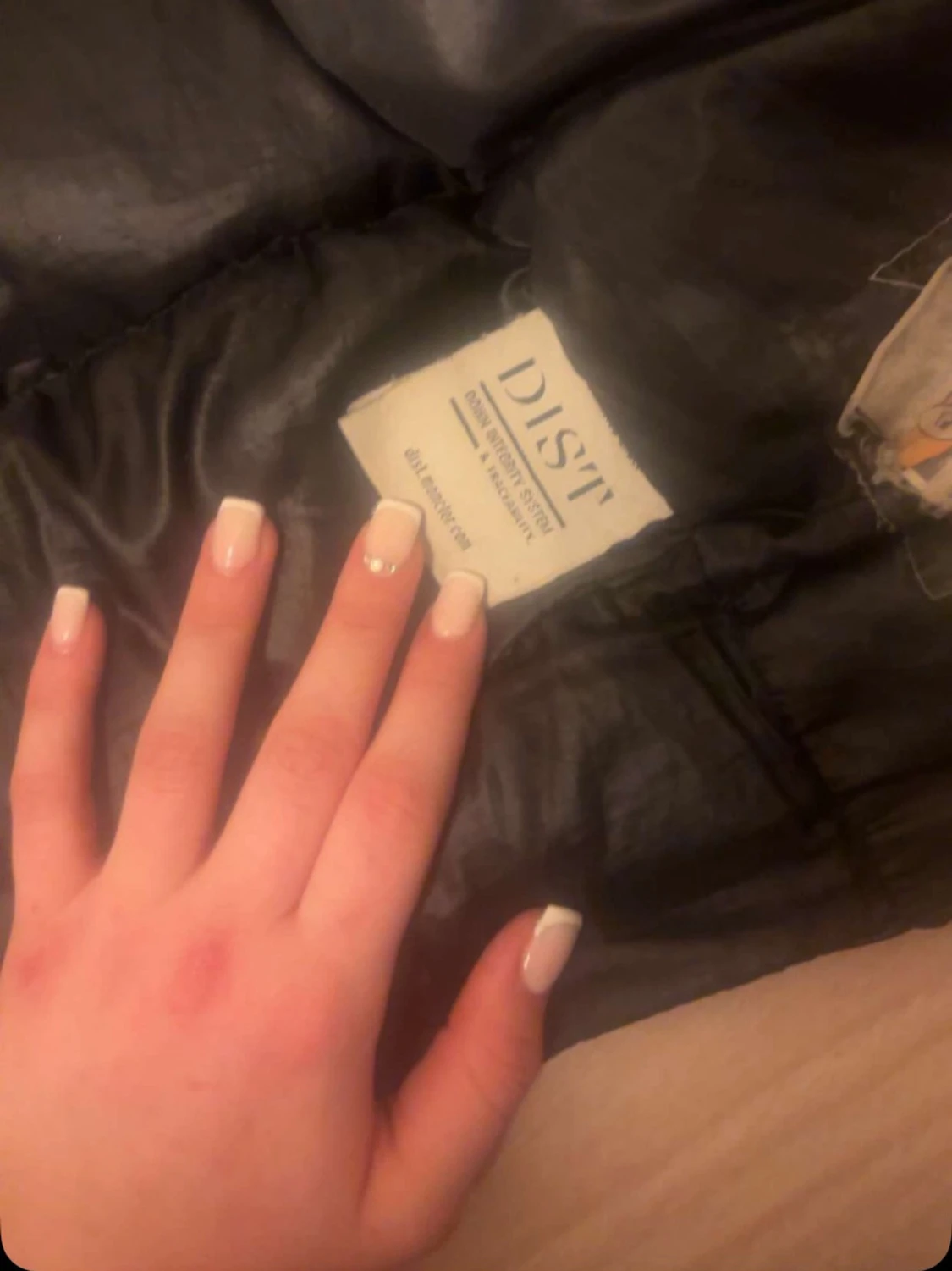 Svart Moncler dunjacka med huva - 2