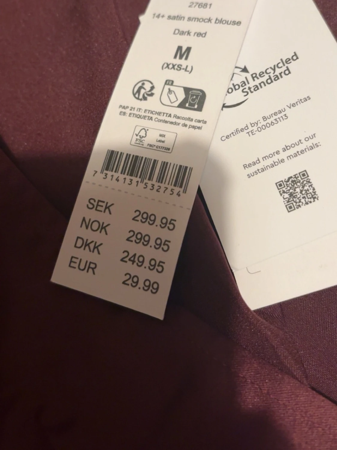 Vinröd omlottopp från Gina tricot  - 3