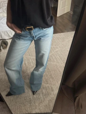 Svart skärp från Zara  - Storlek 90 cm