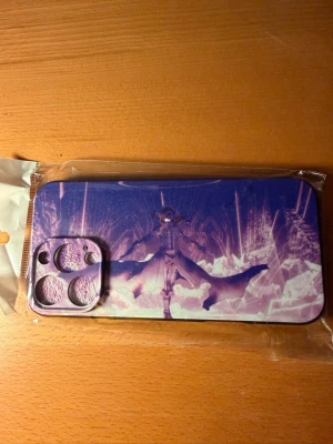 Iphone 16 pro max skal - - Helt nytt och fin  - Endast Anime älskare