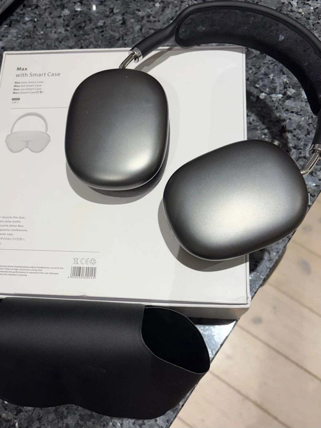 Apple AirPods Max Svart - 2