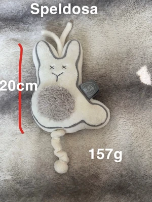 Kanin speldosa - Fint använt skick. Ca 20cm. 