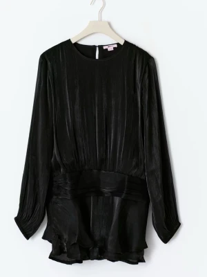 Svart klänning - Helt ny, säljer pg St.