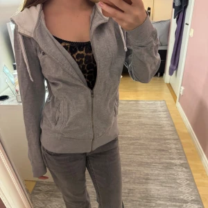 Zip tröja - Från race marine, storlek 38, skulle säga runt S