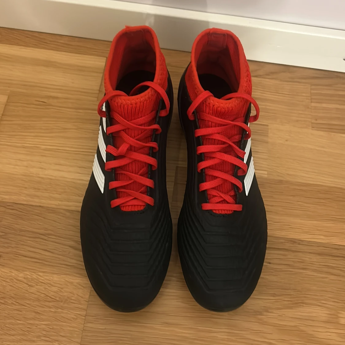 Adidas Predator fotbollsskor - 1