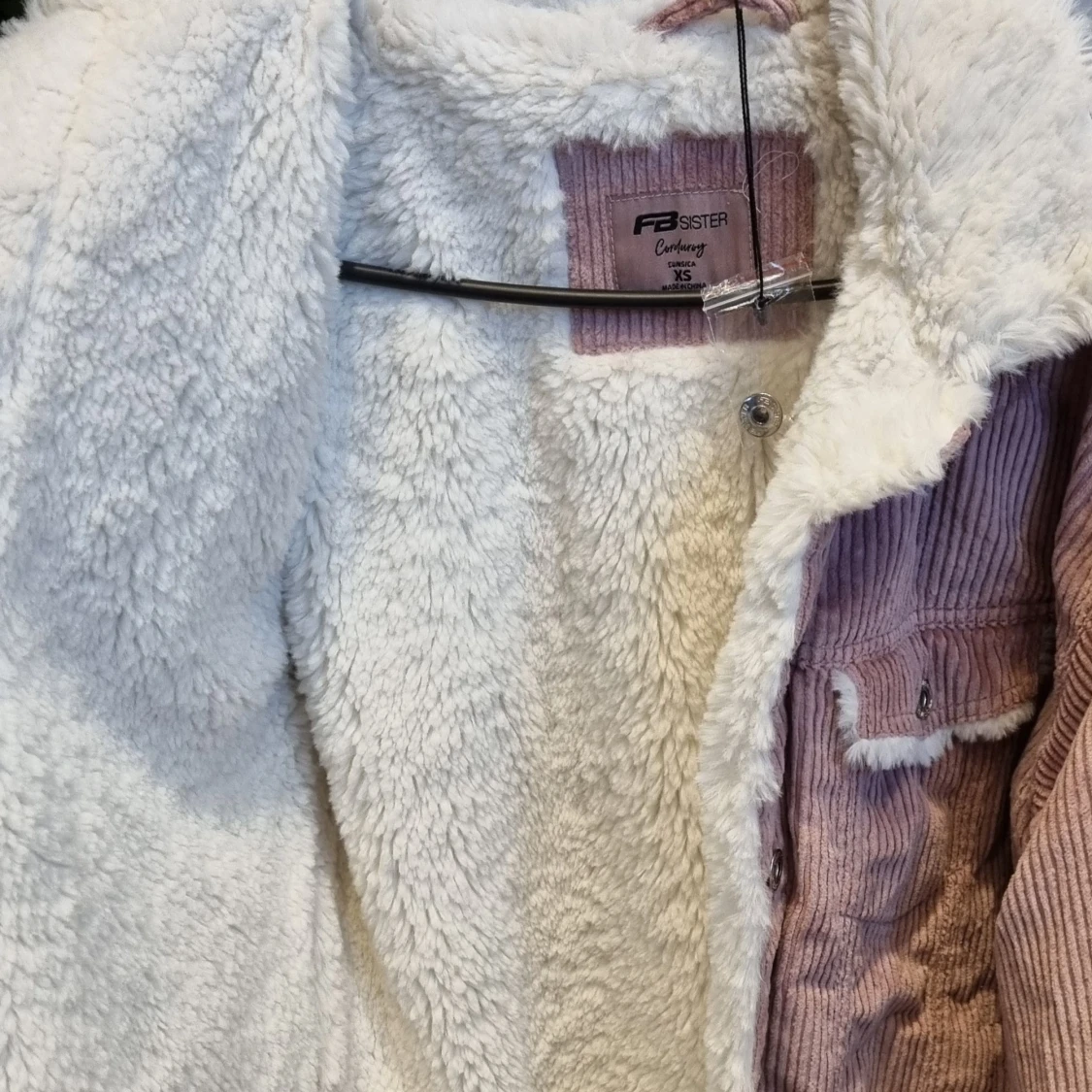 Rosa teddyjacka i manchester från FB Sister - 2