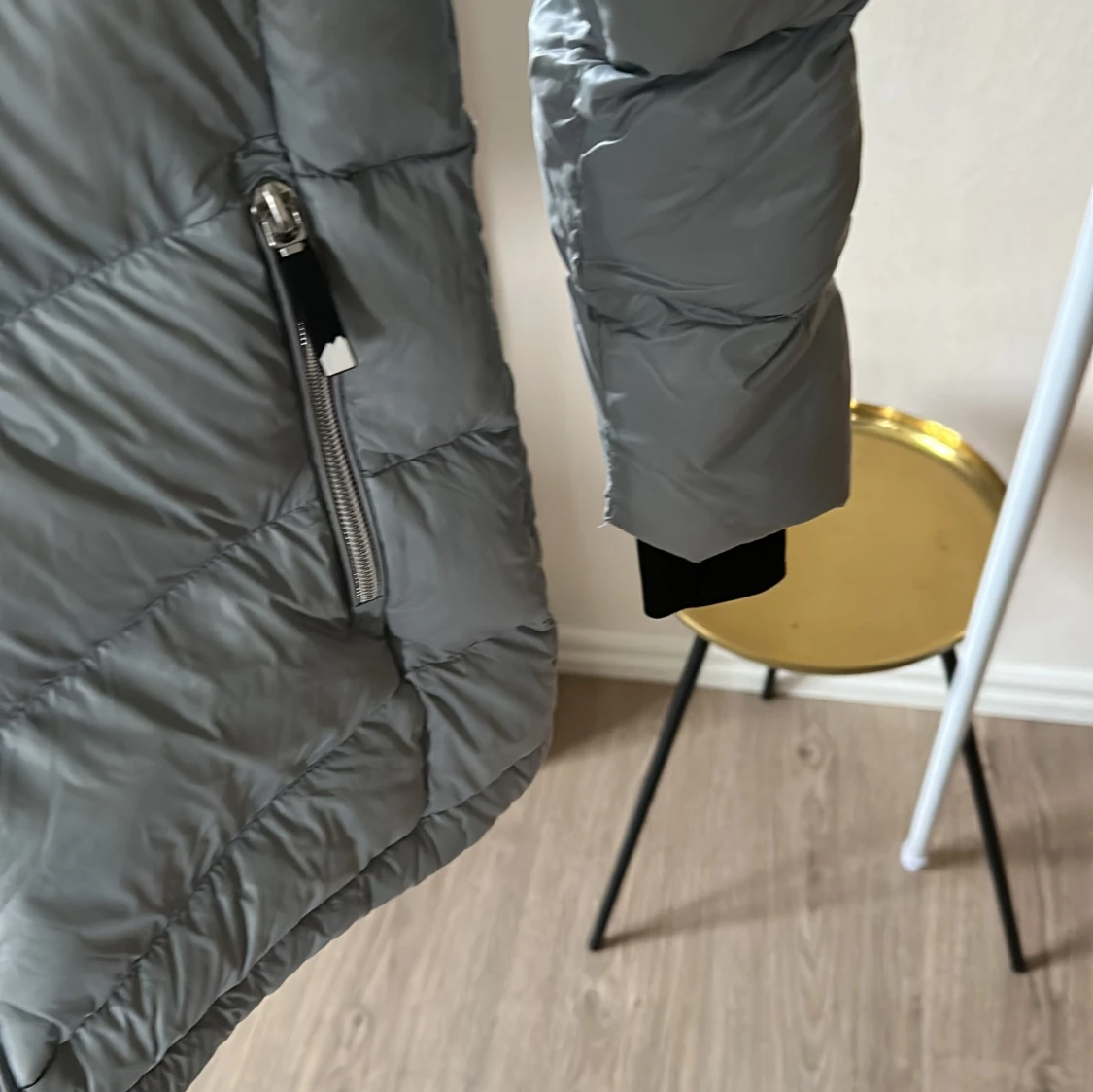 Grå McKinley pufferjacka med huva - 3