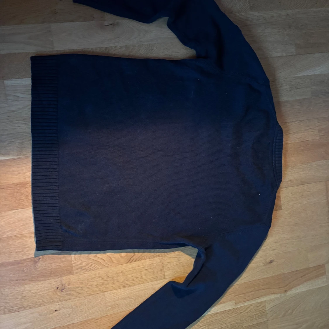 Marinblå stickad tröja från Morris - 1