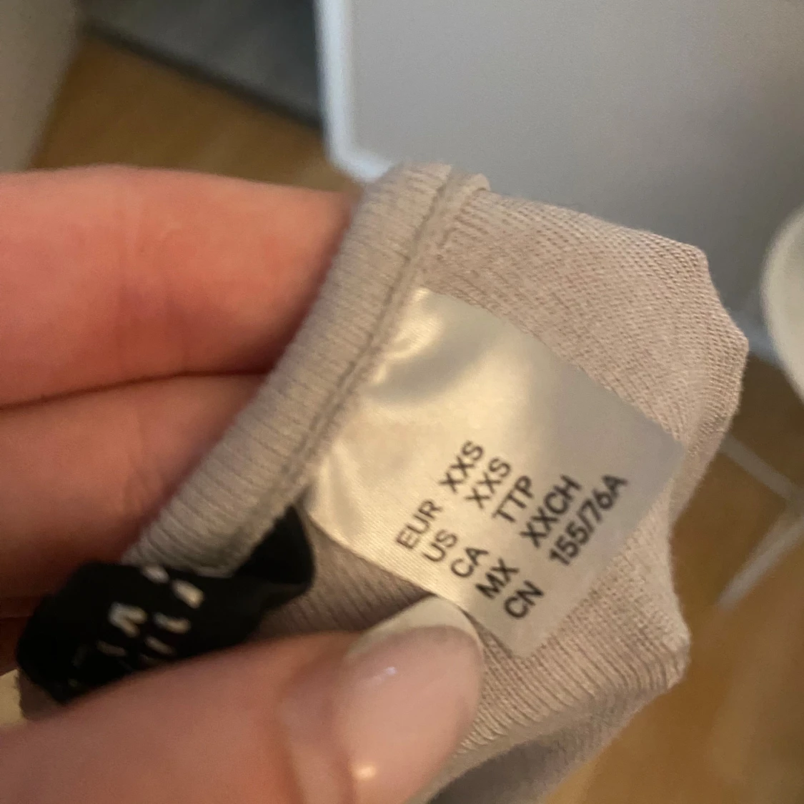 Ljusgrå croppad topp XXS - 2