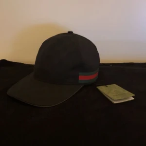 Gucci keps - Helt ny kan gå ner i pris!