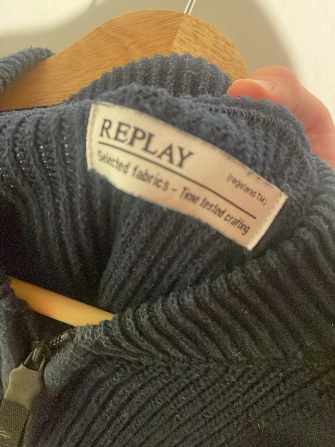 Marinblå stickad tröja från Replay - 2