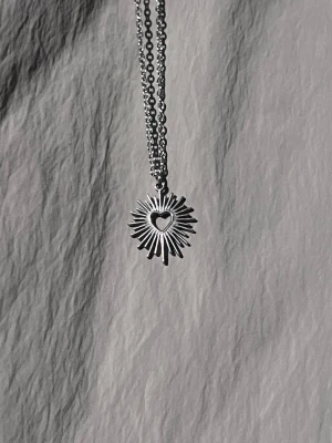 Sunflower Heart Silver Necklace - Justerbar 42-49 cm, helt rostfri. 