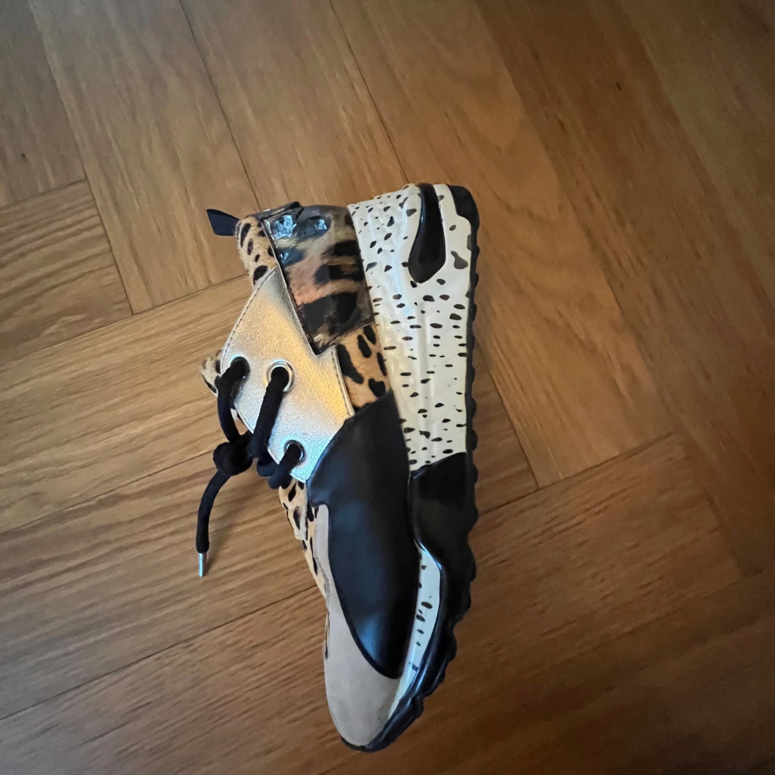 Steve Madden sneakers med leopardmönster - 3